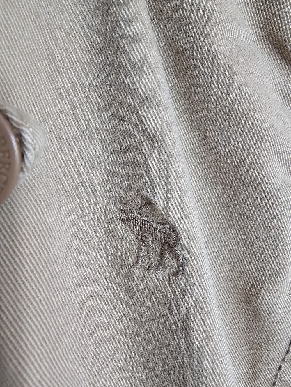 Authentic mid-2000s Abercrombie & Fitch heavy-duty canvas bomber jacket - Picture 2 of 13